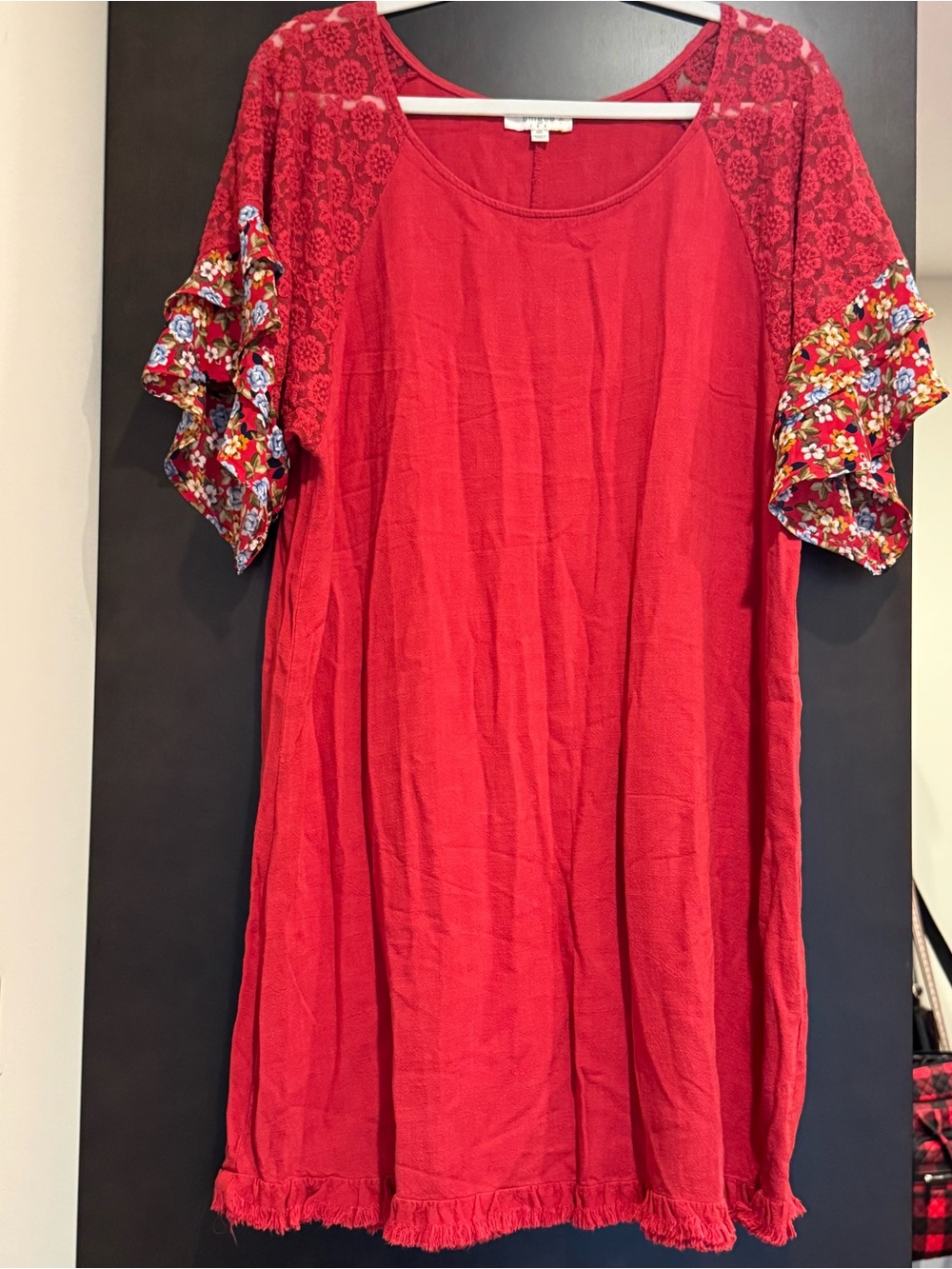 UMGEE + Linen/Rayon Red Lace & Floral Sleeve Dress